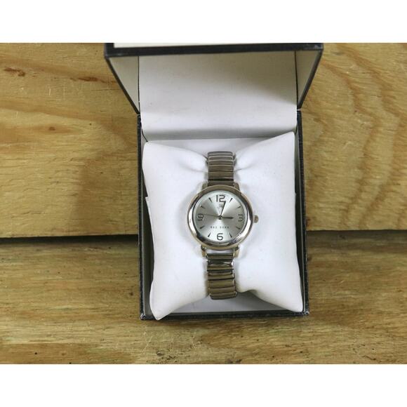 New Rae Dunn Watch Womens Silver Quartz Analog RD1002SS - Picture 1 of 5